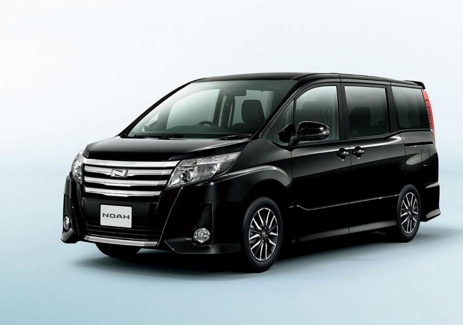  Toyota Noah 2015 года  (фото 15 из 20)